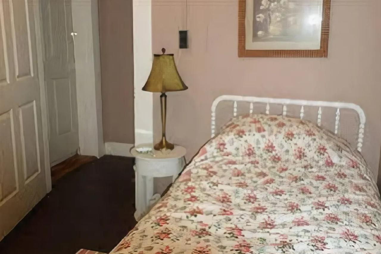 2 Sisters Bed & Breakfast Madison Bagian luar foto